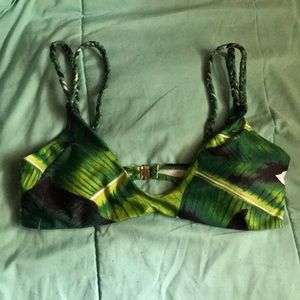 Swim bikini top🌿🌝